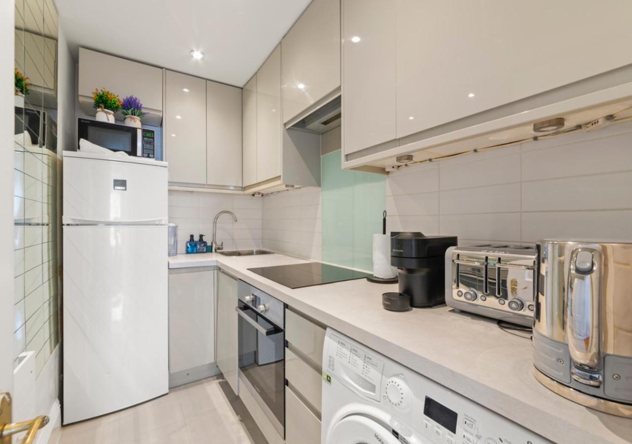 Sg, Classic Knightsbridge Loft Apartment Лондон Экстерьер фото