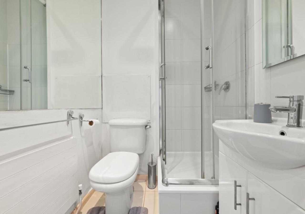 Sg, Classic Knightsbridge Loft Apartment Лондон Экстерьер фото