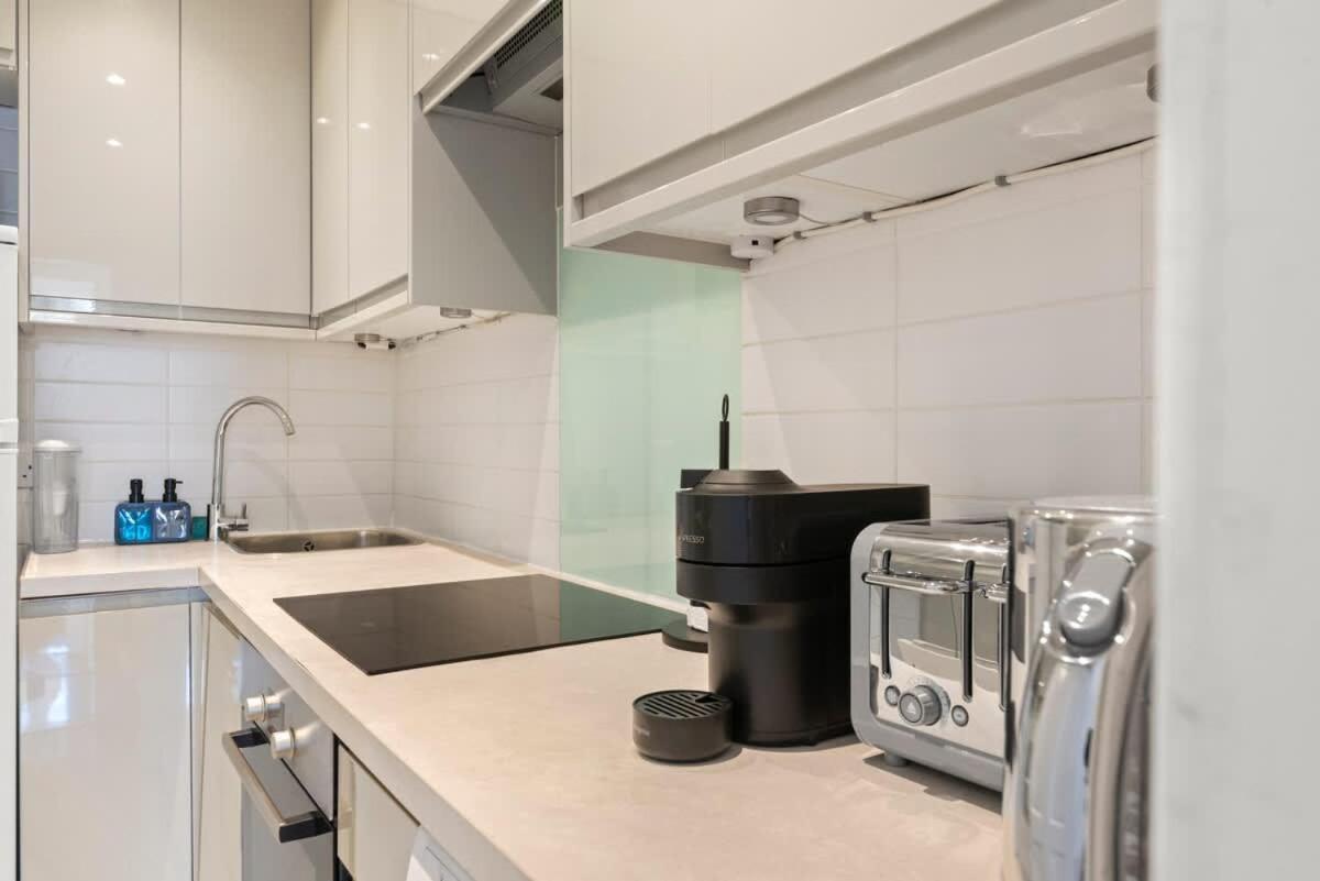 Sg, Classic Knightsbridge Loft Apartment Лондон Экстерьер фото